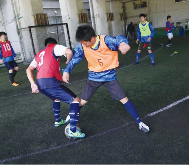 男子サッカー部（週６日）